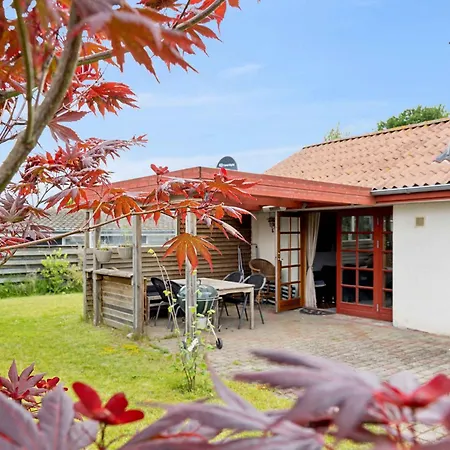 Vakantiehuis Exuding Coziness And Comfort *