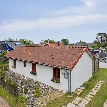 Exuding Coziness And Comfort Vakantiehuis